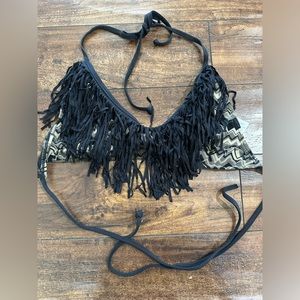 L *space fringe bikini top size large
